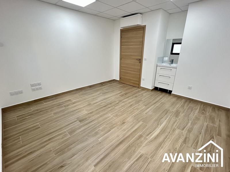 Local d'activités - 15 m² - 1 pièce