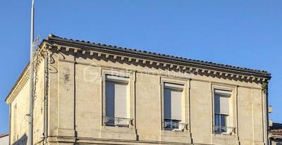 Immeuble - 240 m² - 7 pièces