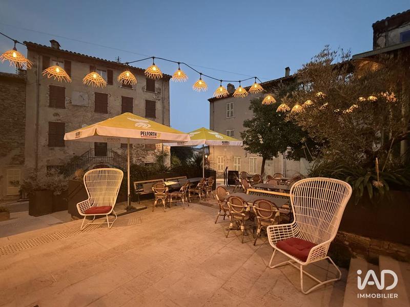 Local commercial - 120 m² - 3 pièces