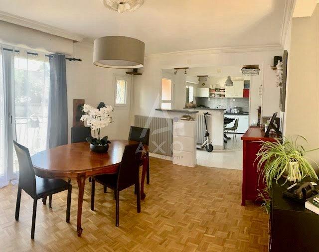 Maison - 110 m² - 6 pièces