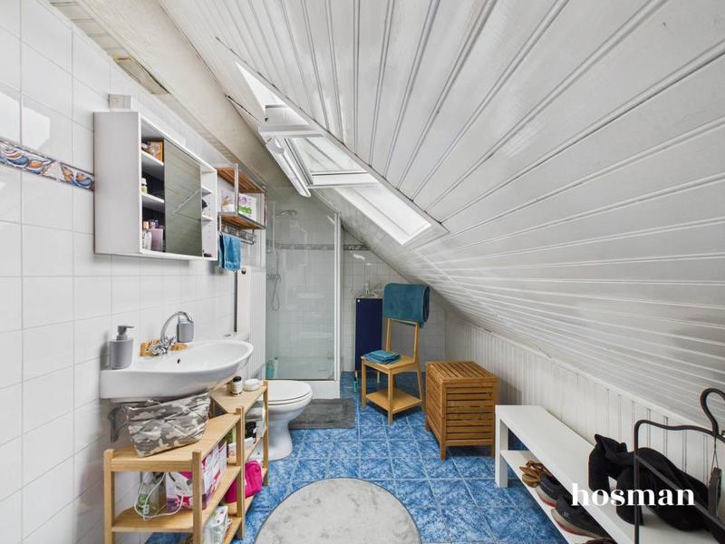 Maison - 159 m² - 8 pièces