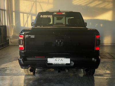 Dodge Ram V8 5,7l Crew Limited Box Tva