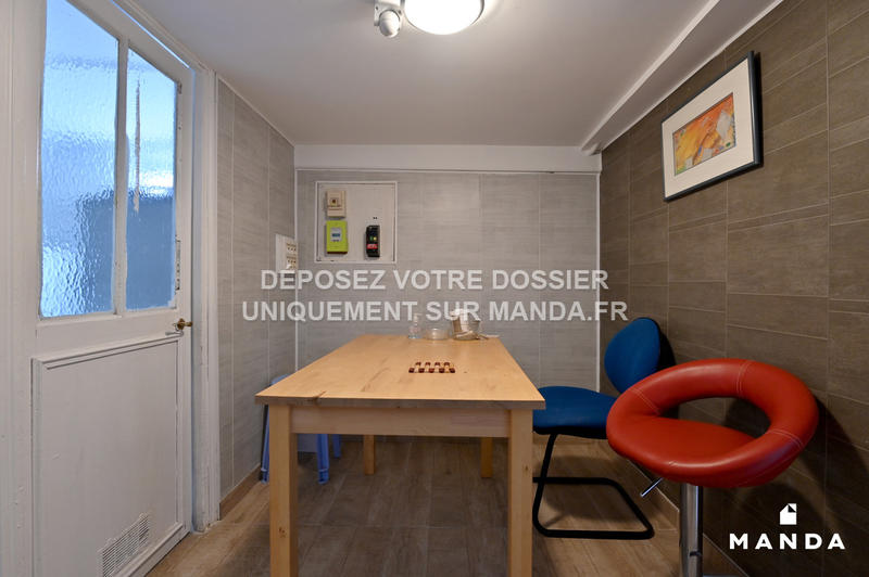 Chambre - 11 m² - 5 pièces
