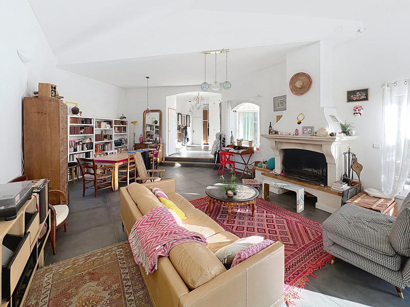 Maison - 200 m² - 7 pièces