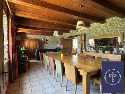 Ferme - 572 m² - 25 pièces