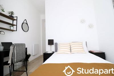 Chambre - 13 m² - 1 pièce