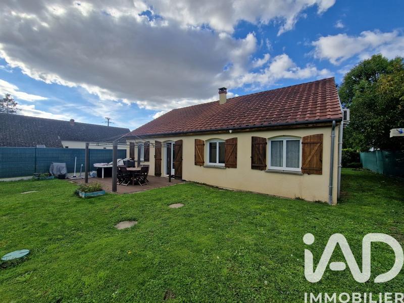 Maison - 92 m² - 4 pièces