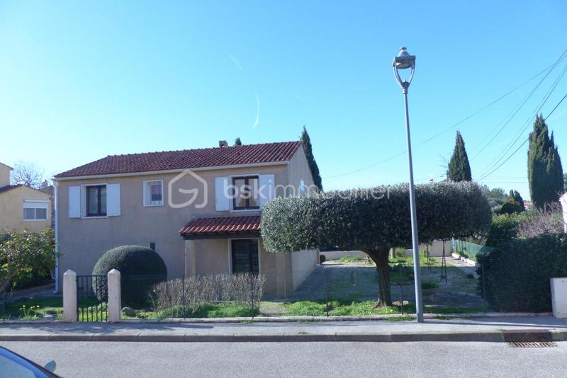 Maison - 102 m² - 4 pièces