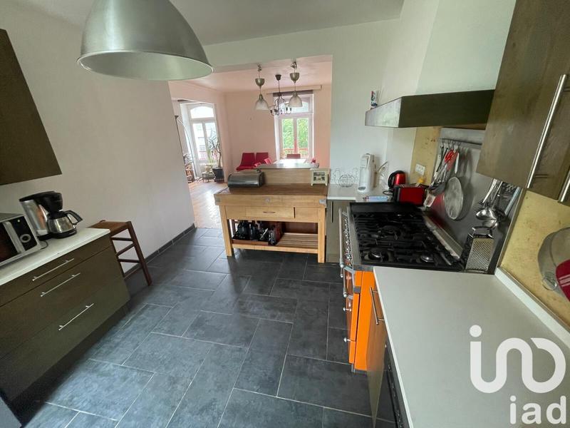 Maison - 241 m² - 12 pièces