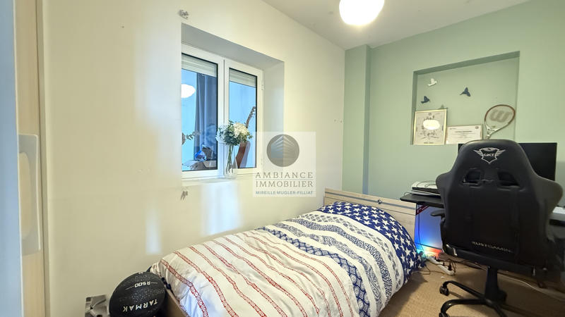 Appartement - 82 m² - 3 pièces