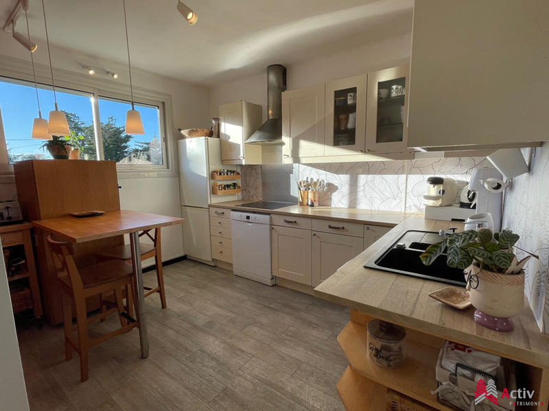 Maison - 138 m² - 7 pièces