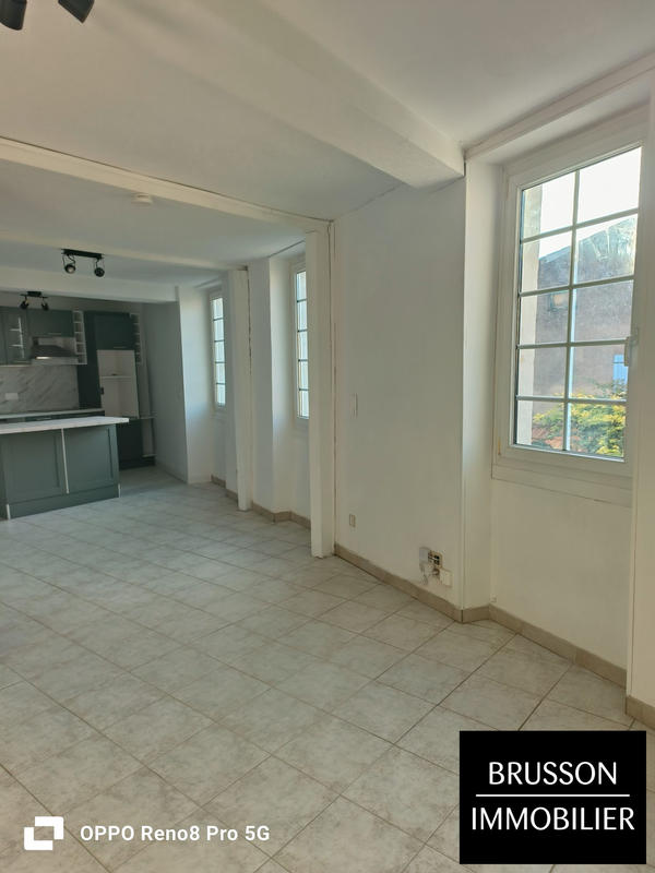 Appartement - 72 m² - 3 pièces