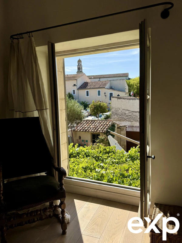 Maison traditionnelle - 252 m² - 7 pièces