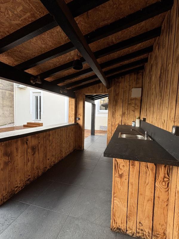 Maison - 140 m² - 6 pièces