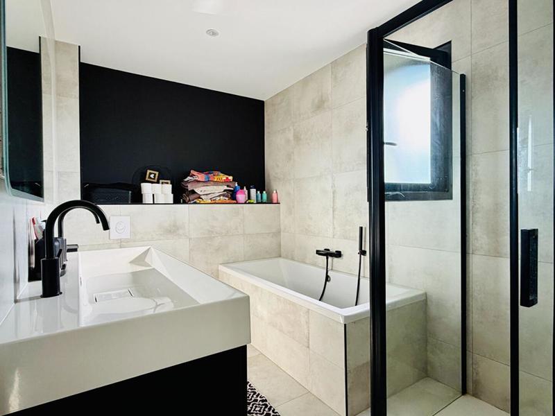 Maison d'architecte - 122 m² - 6 pièces