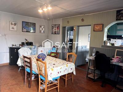 Maison - 135 m² - 6 pièces