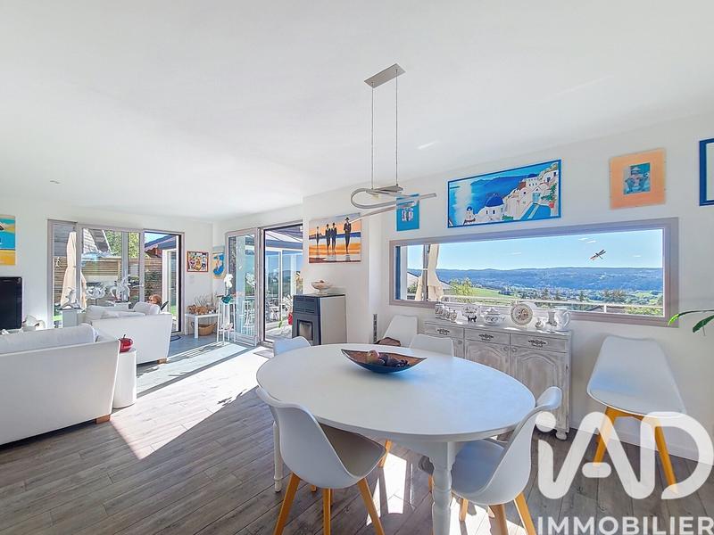 Maison - 121 m² - 4 pièces