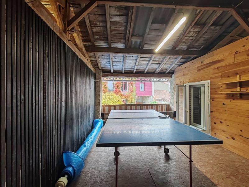 Demeure - 196 m² - 11 pièces