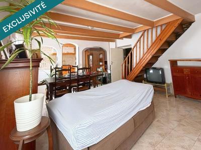 Maison - 306 m² - 17 pièces