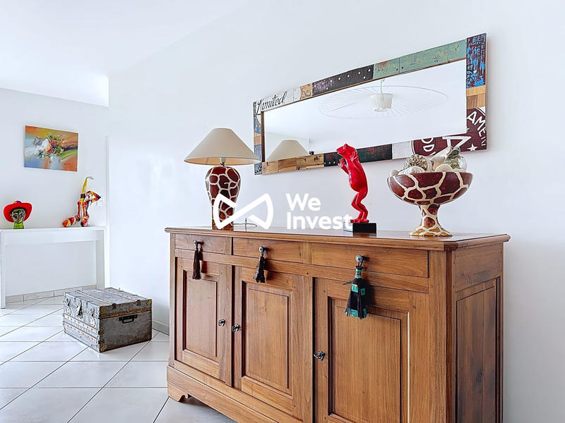 Maison - 253 m² - 8 pièces