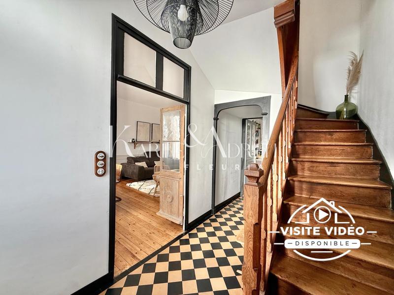 Maison - 110 m² - 6 pièces