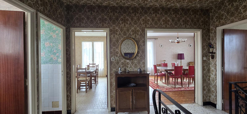 Maison - 179 m² - 8 pièces