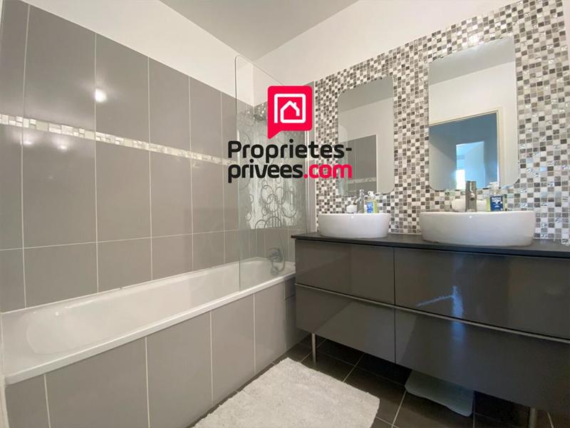 Appartement - 83 m² - 4 pièces