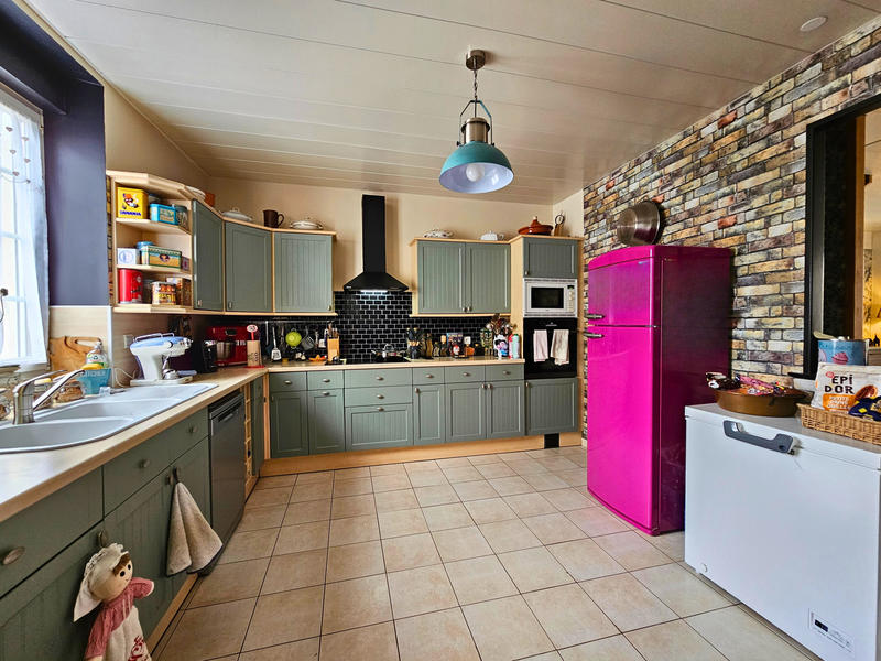 Maison - 97 m² - 4 pièces