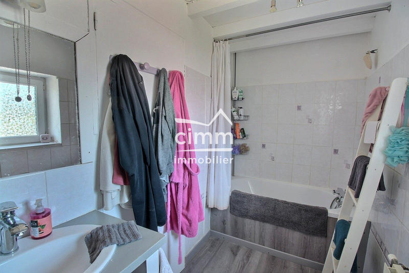 Maison - 151 m² - 5 pièces