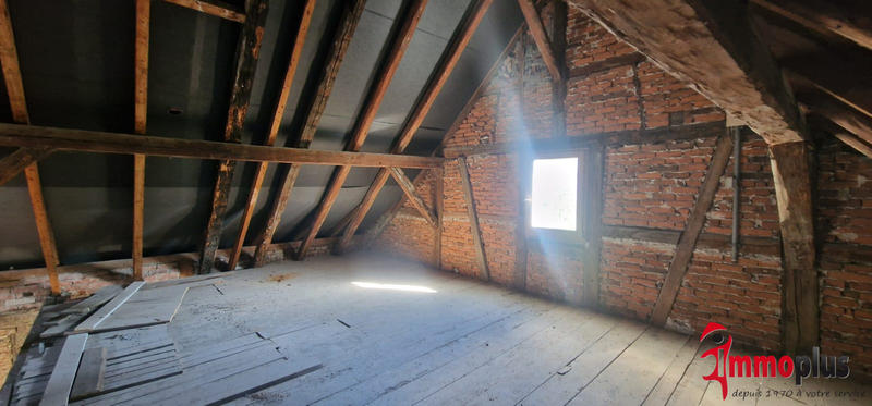 Maison - 210 m² - 5 pièces