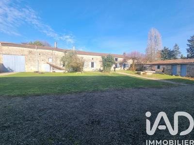 Maison de campagne - 560 m² - 19 pièces