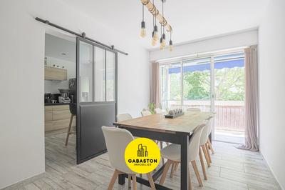 Appartement - 85 m² - 4 pièces