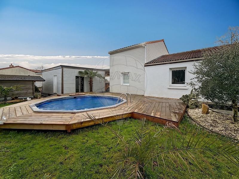 Maison - 140 m² - 6 pièces