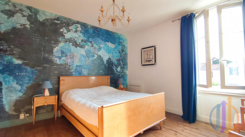 Maison - 110 m² - 6 pièces