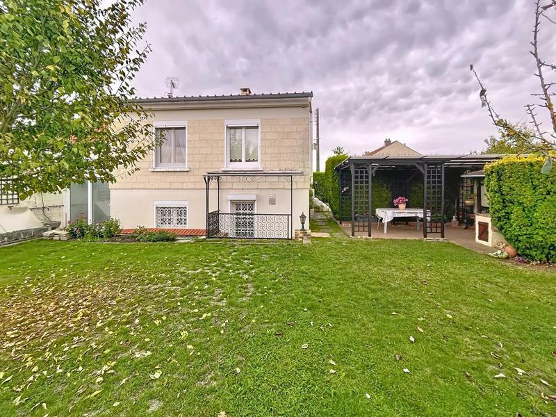 Maison - 109 m² - 4 pièces