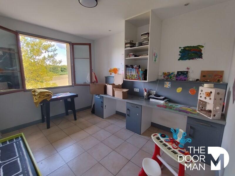 Maison - 117 m² - 5 pièces