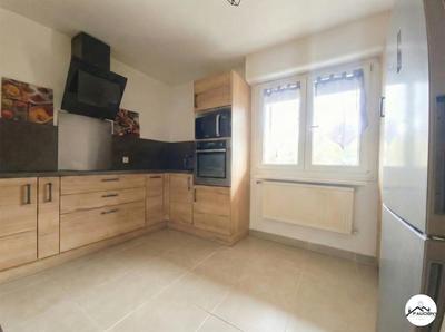 Appartement - 76 m² - 4 pièces