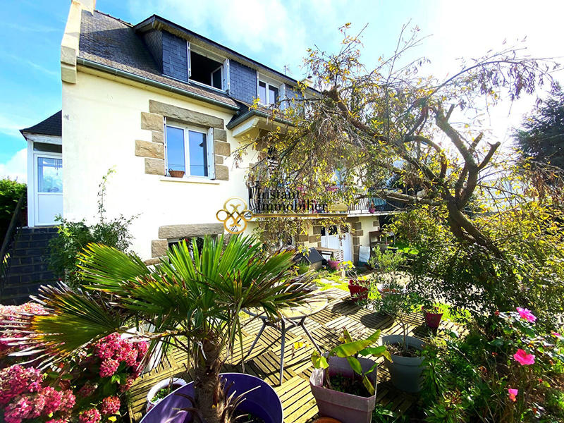 Maison - 112 m² - 6 pièces