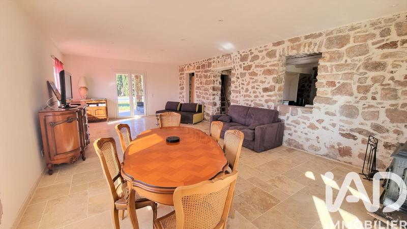 Maison - 274 m² - 9 pièces