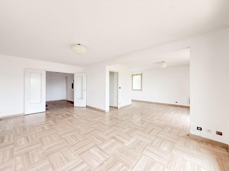 Appartement - 135 m² - 5 pièces