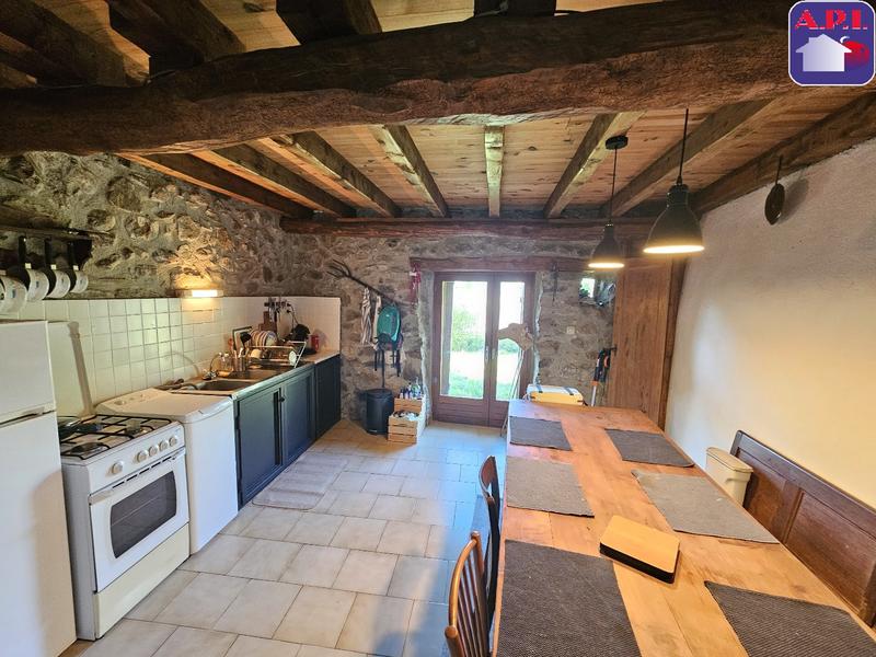 Maison - 94 m² - 3 pièces