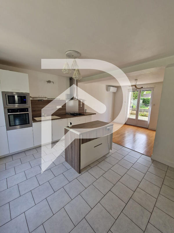 Maison - 91 m² - 4 pièces