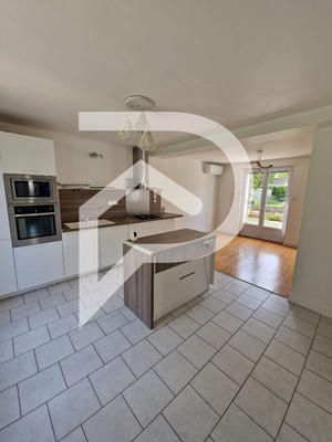 Maison - 91 m² - 4 pièces