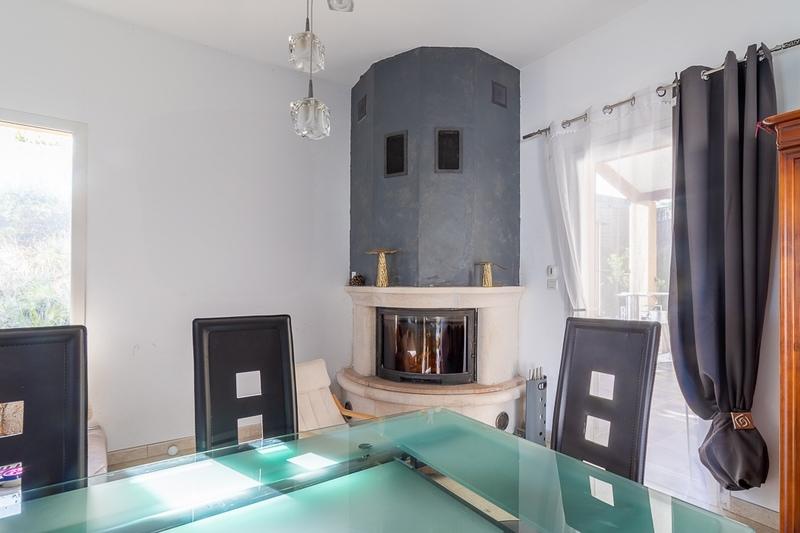 Villa - 230 m² - 6 pièces