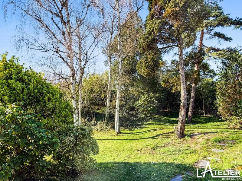 Maison - 209 m² - 8 pièces