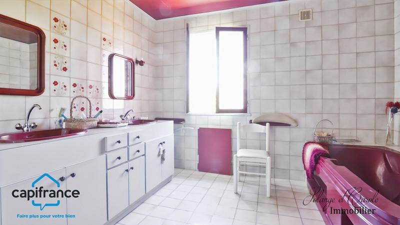 Maison - 193 m² - 5 pièces