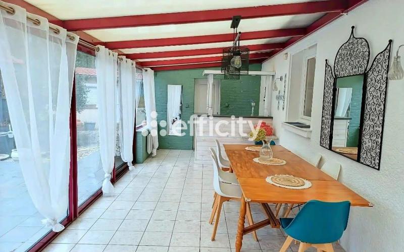 Pavillon - 120 m² - 8 pièces