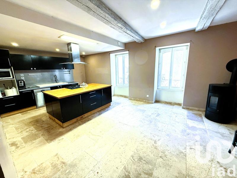 Maison de village - 160 m² - 11 pièces