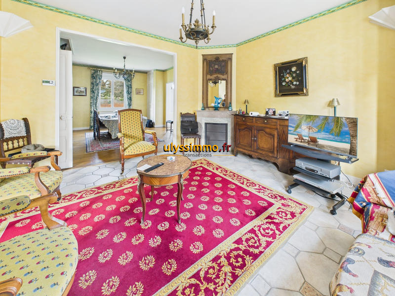 Maison - 149 m² - 7 pièces