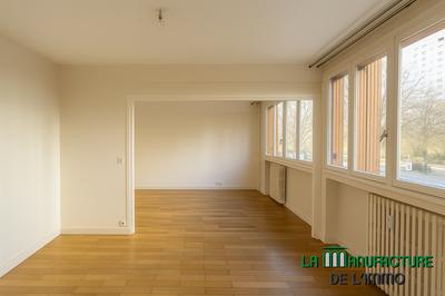 Appartement - 70 m² - 4 pièces
